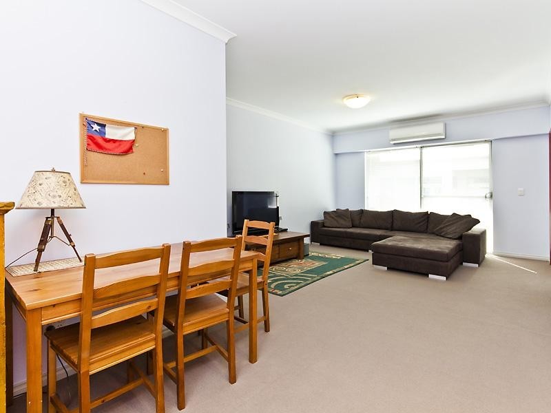 30/42 The Crescent, Midland WA 6056