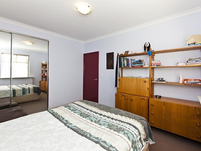 30/42 The Crescent, Midland WA 6056