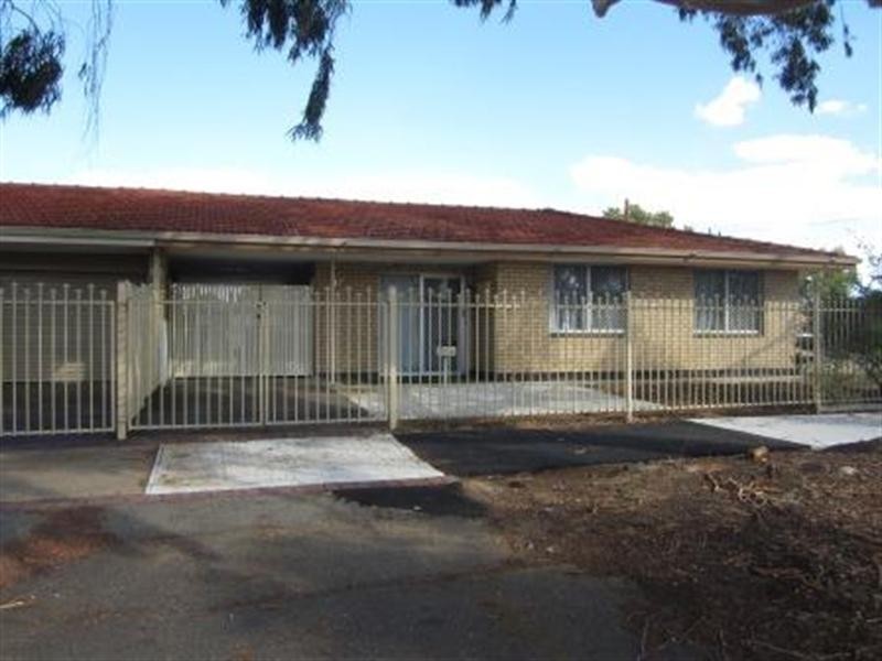 17A CHARLES Street, Midland WA 6056