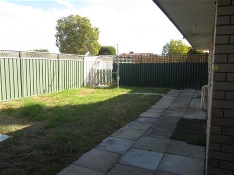 17A CHARLES Street, Midland WA 6056