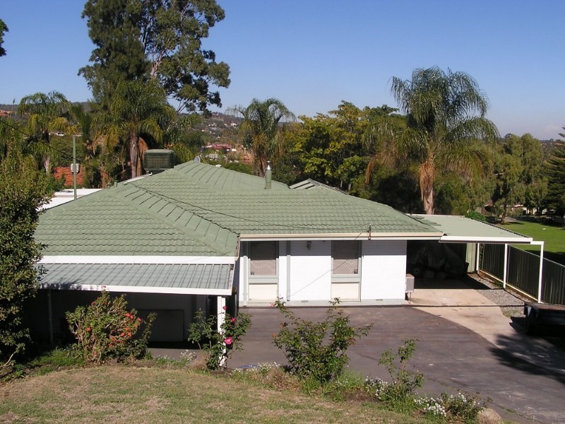 20 Tunnel Road, Swan View WA 6056