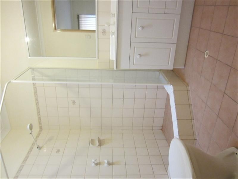 12A Templeman Place, Midland WA 6056