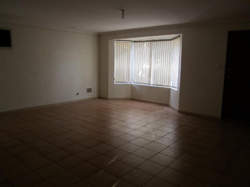 12A Templeman Place, Midland WA 6056