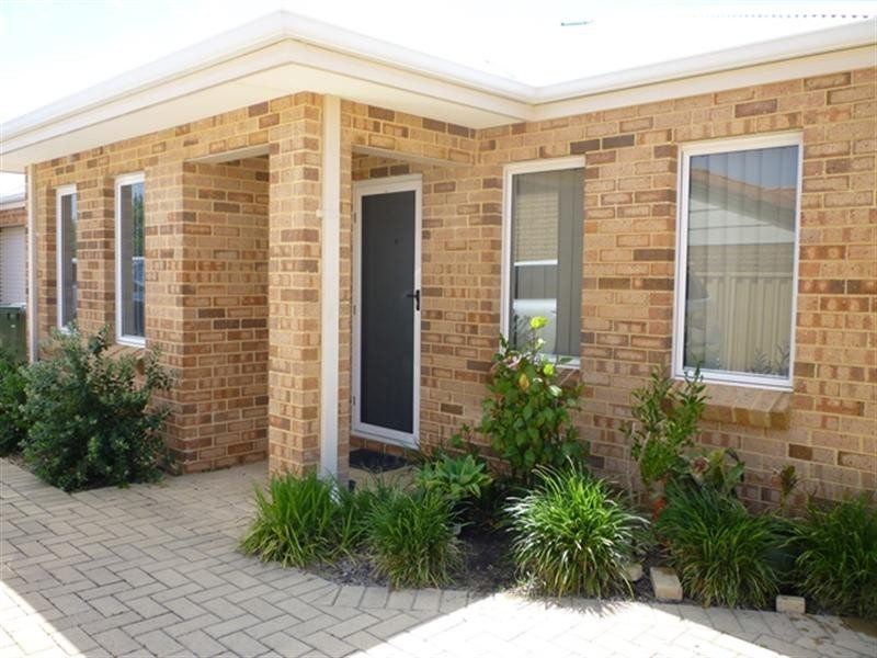 7C Charles  East Street, Midland WA 6056
