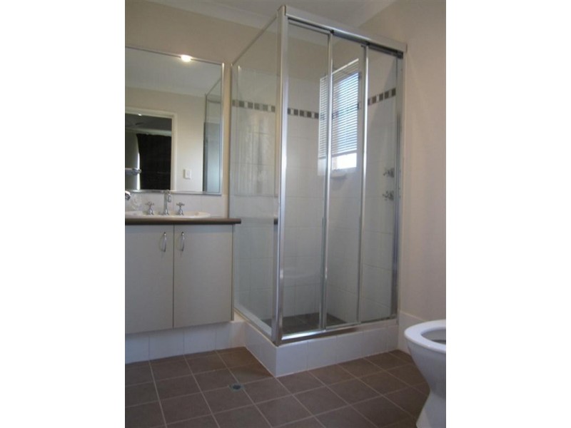 7C Charles  East Street, Midland WA 6056