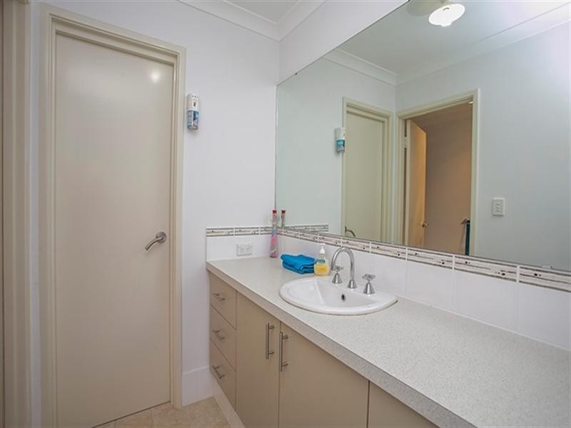 15 Januk Turn, South Guildford WA 6055