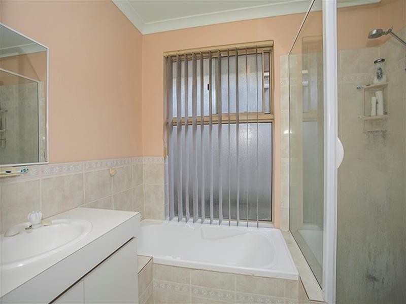 19 Burton Retreat, Stratton WA 6056