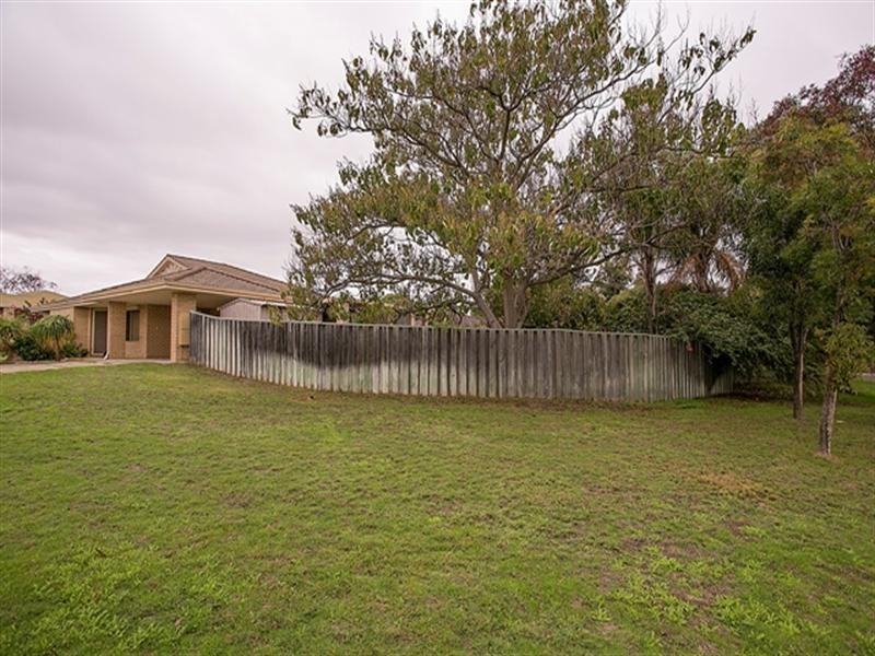 19 Burton Retreat, Stratton WA 6056