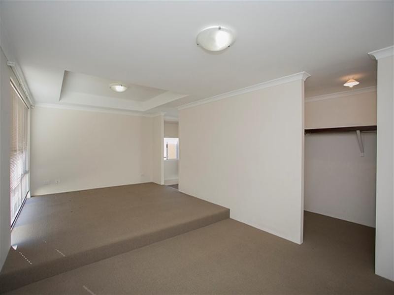 7 Yonga Way, South Guildford WA 6055