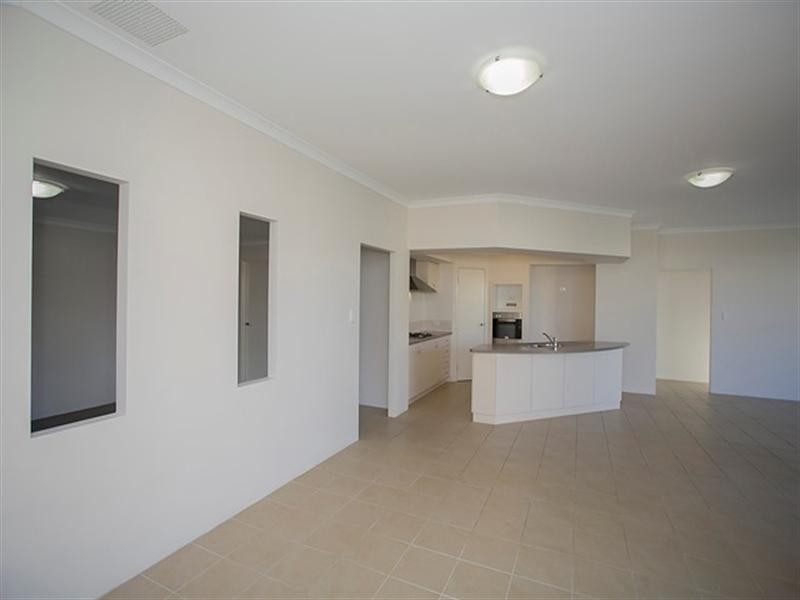 7 Yonga Way, South Guildford WA 6055