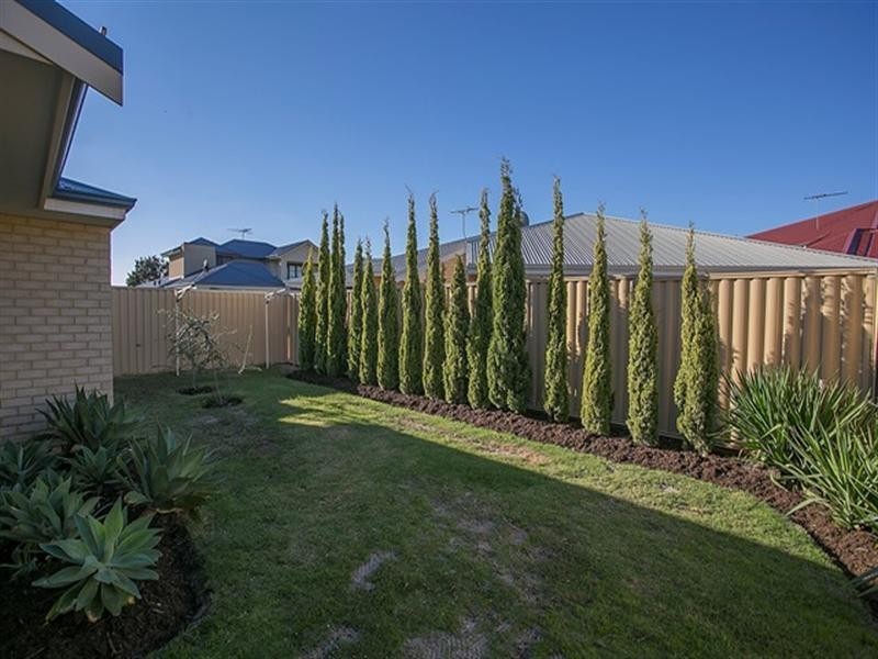 7 Yonga Way, South Guildford WA 6055