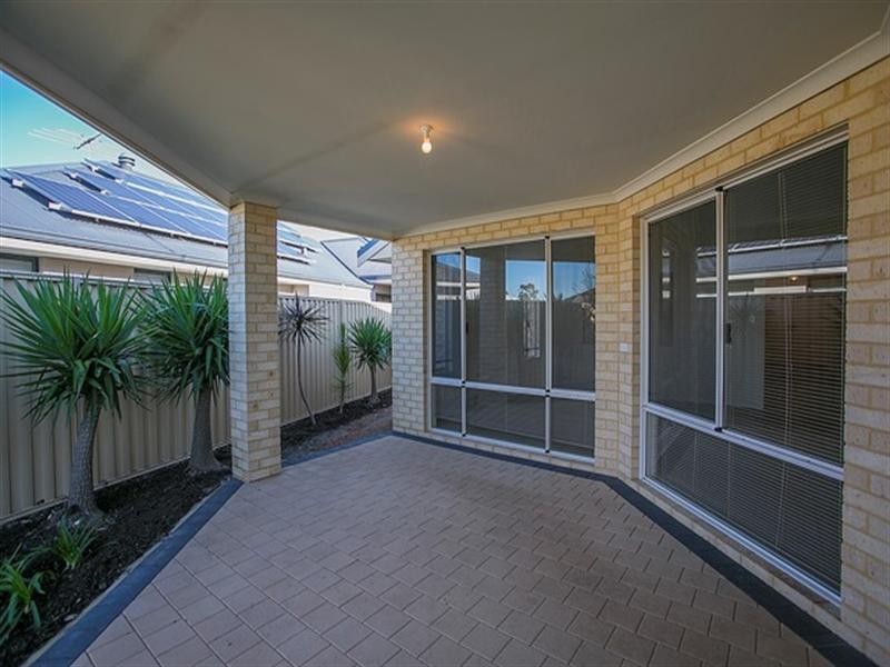7 Yonga Way, South Guildford WA 6055