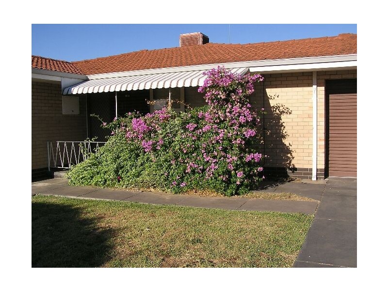 4 Taylor Crescent, Midland WA 6056