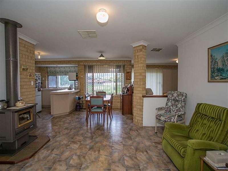 40 Weld Road, Swan View WA 6056