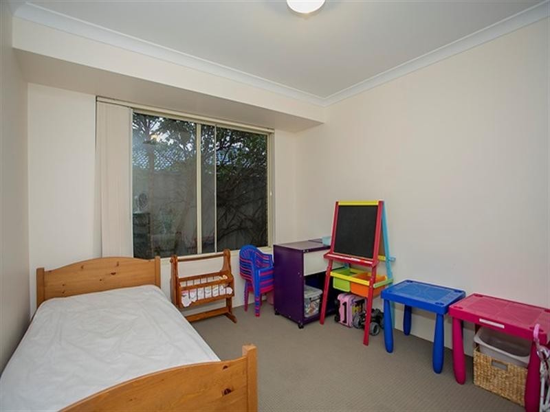 35 Alsace Avenue, Caversham WA 6055