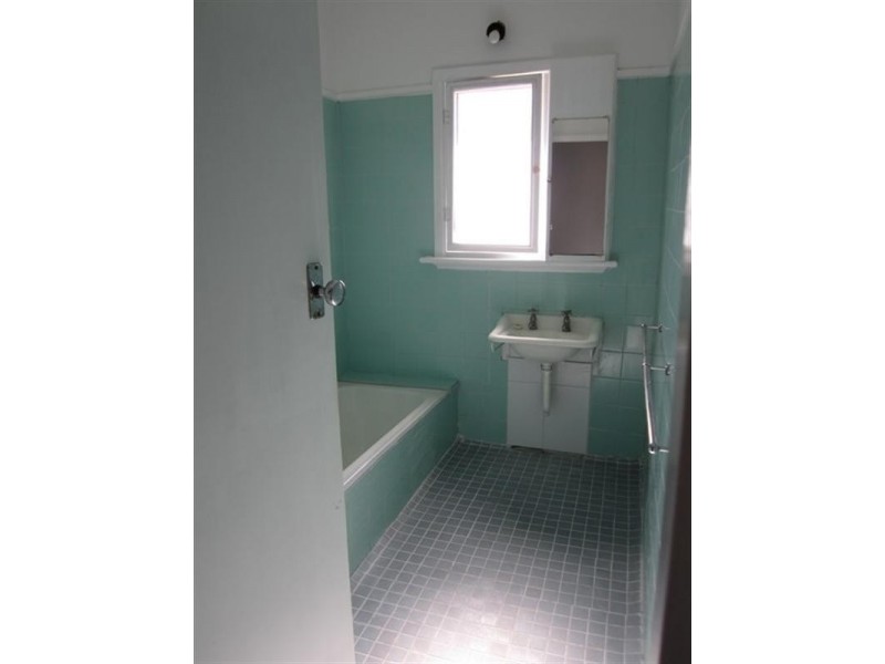 20 Dudley Street, Midland WA 6056