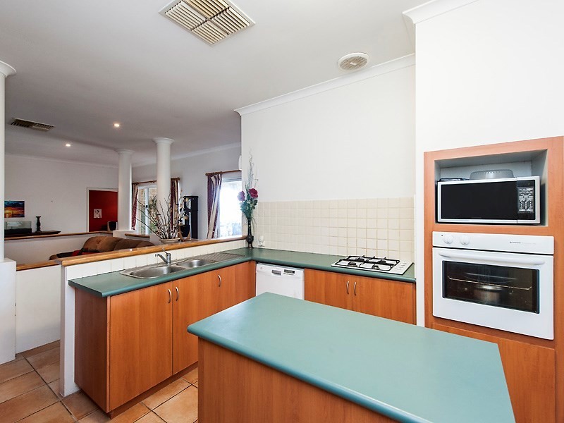 145 Fantail Crescent, Ellenbrook WA 6069