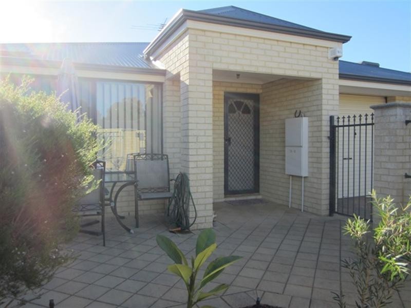 1/3 Sampson Close, Midland WA 6056