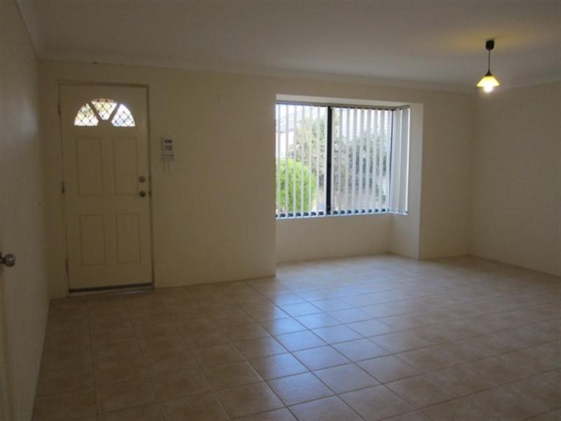 1/3 Sampson Close, Midland WA 6056