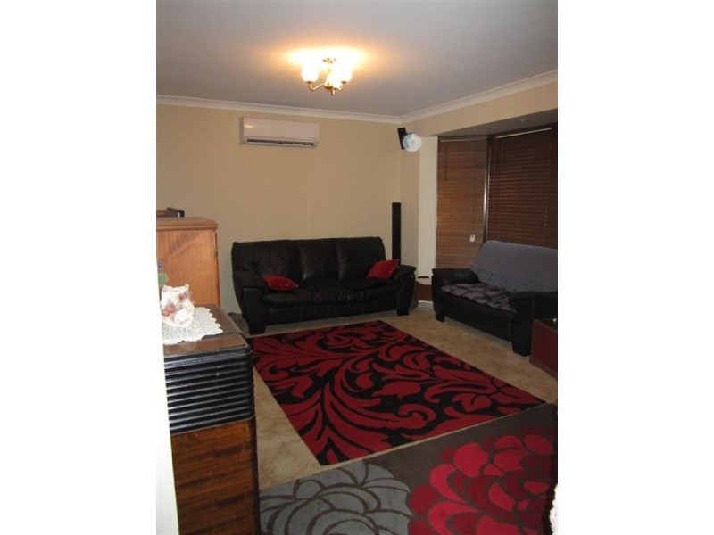 117 Blackadder Road, Swan View WA 6056