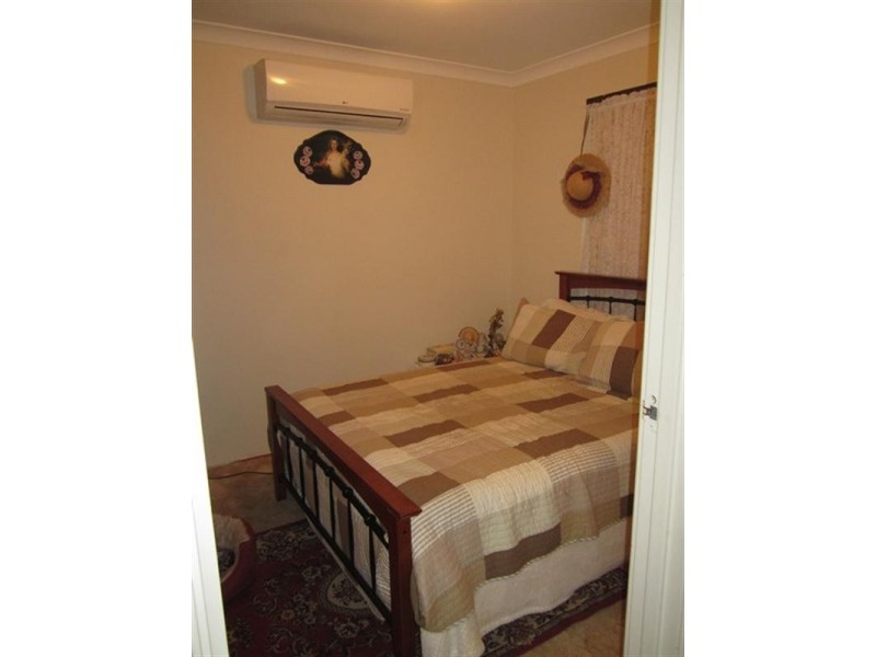 117 Blackadder Road, Swan View WA 6056