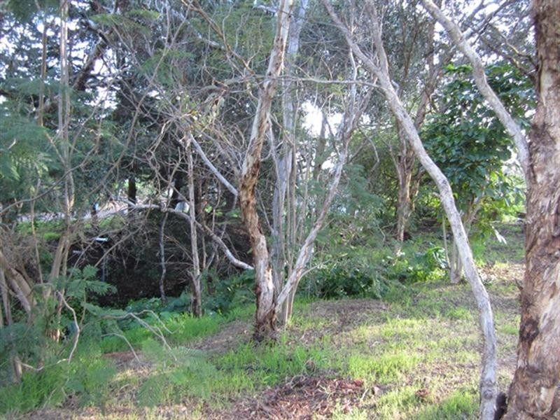 67 Holmes Road, Maida Vale WA 6057