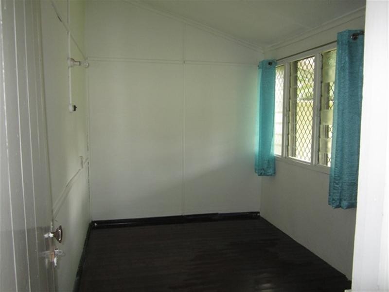 14 Hooley Road, Midvale WA 6056