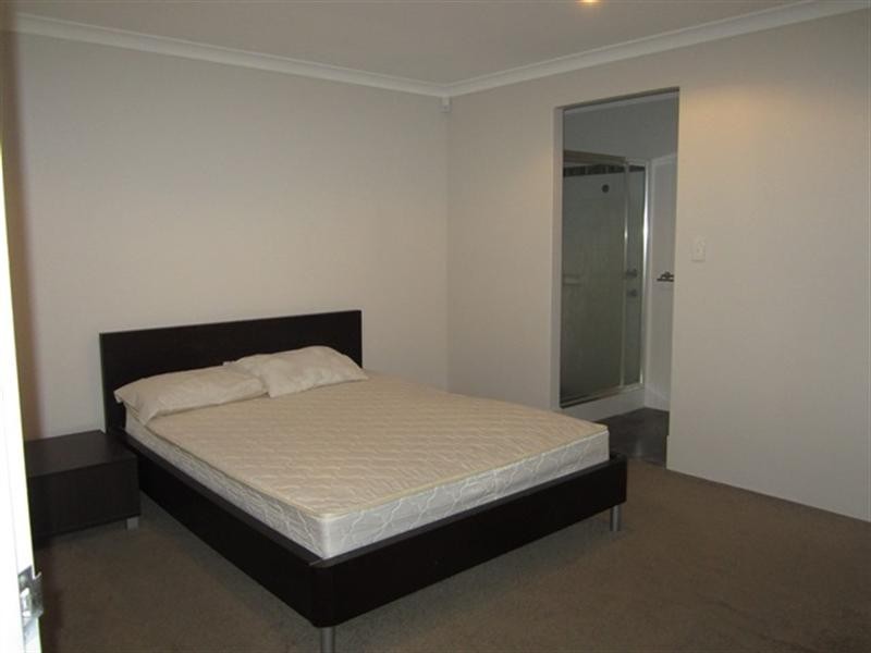 37 Hamersley Street, Midland WA 6056