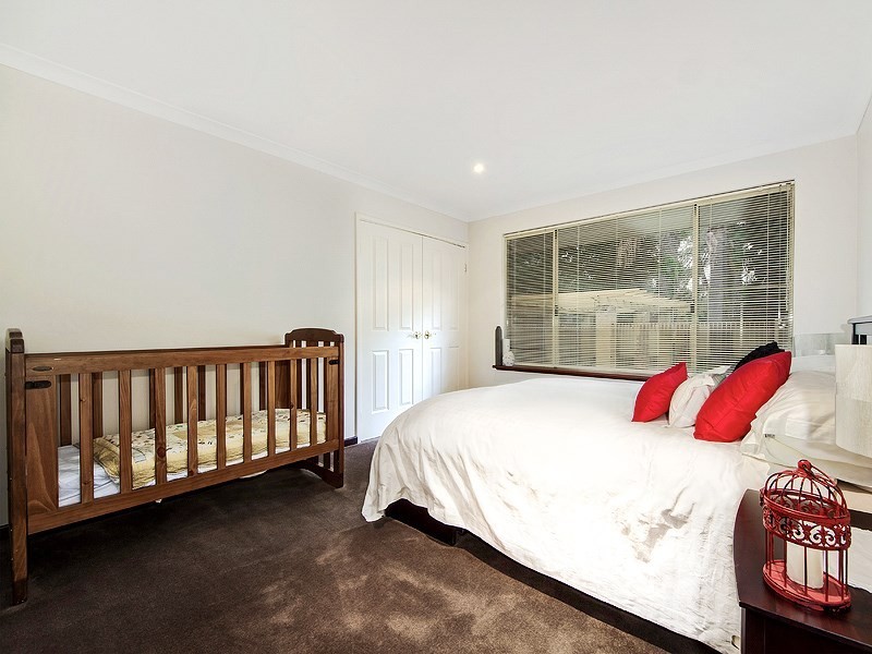 77 Victoria Road, West Swan WA 6055