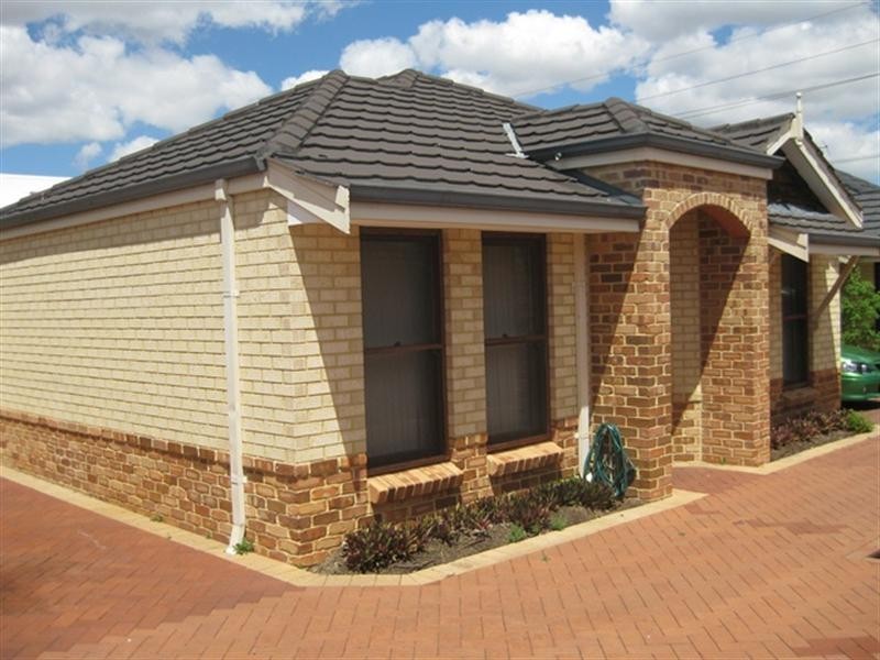 2/24 Hyde Street, Midland WA 6056