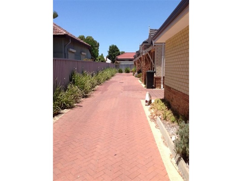 2/24 Hyde Street, Midland WA 6056