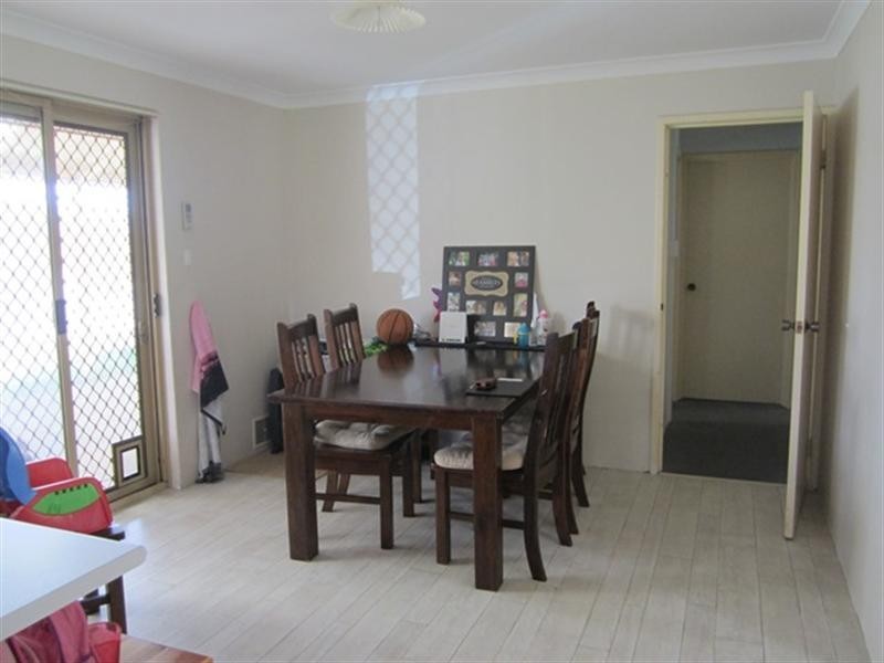 4 Danvers Close, Marangaroo WA 6064