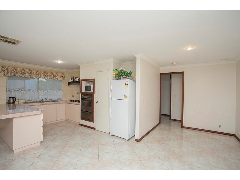 47 Lewis Jones Cross, Stratton WA 6056