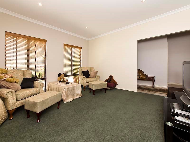 56 Amherst Road, Woodbridge WA 6056