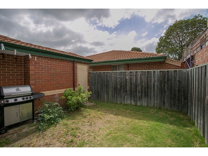 2/49 Mathoura Street, Midland WA 6056