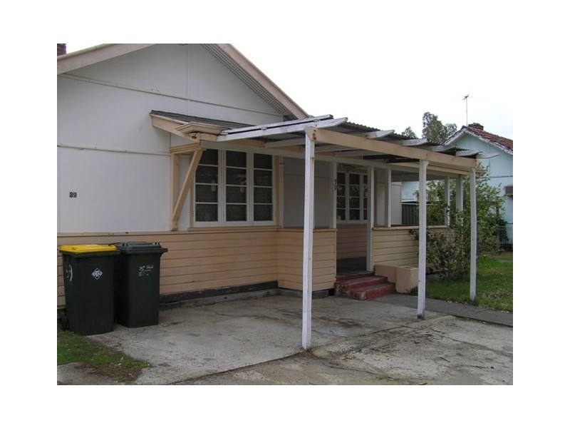 39 Ewart Street, Midvale WA 6056