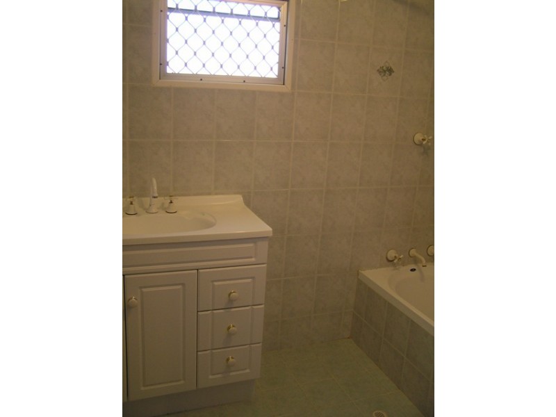 39 Ewart Street, Midvale WA 6056