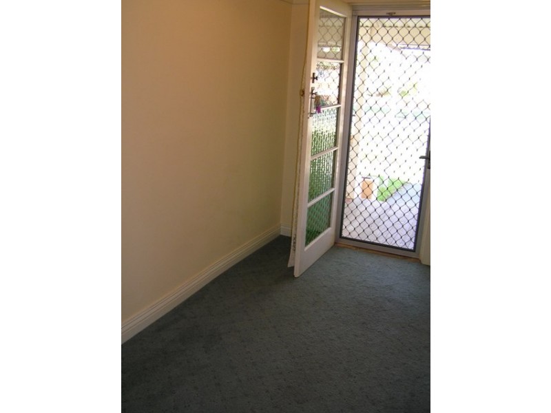 39 Ewart Street, Midvale WA 6056