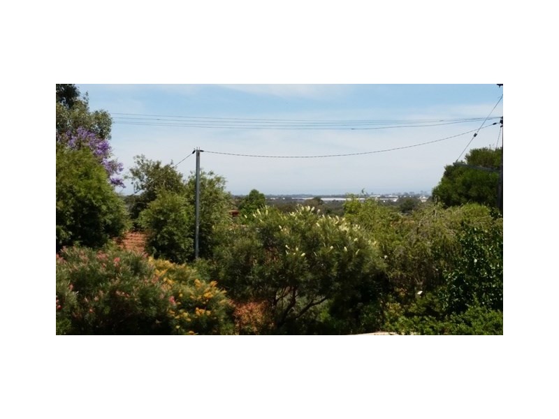 27 Wortley Road, Greenmount WA 6056