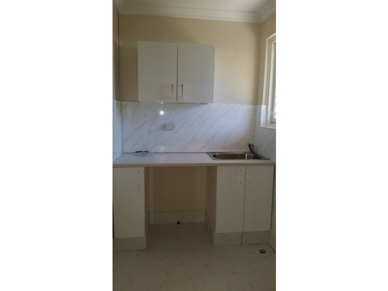 27 Wortley Road, Greenmount WA 6056