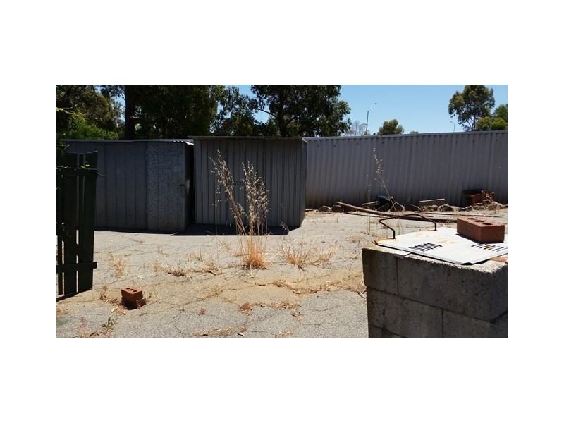 27 Wortley Road, Greenmount WA 6056