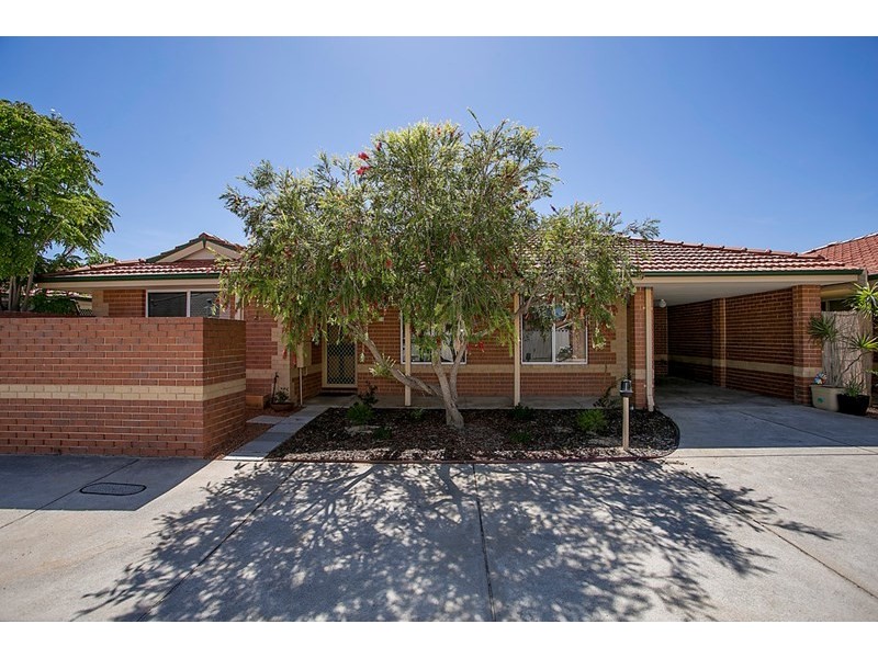 15/11 Elvire Street, Viveash WA 6056