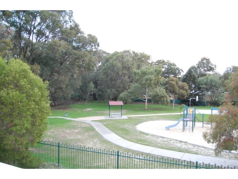 2/30 Montreal Road, Woodbridge WA 6056