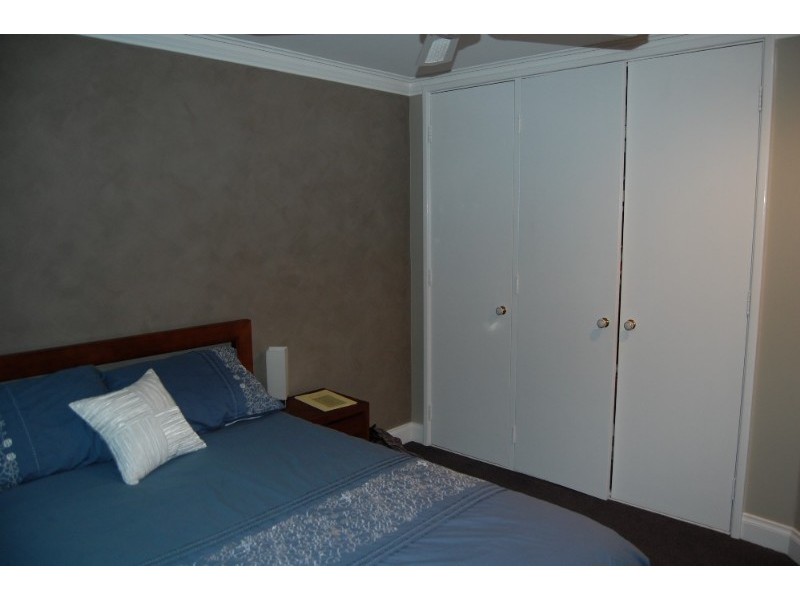 2/30 Montreal Road, Woodbridge WA 6056