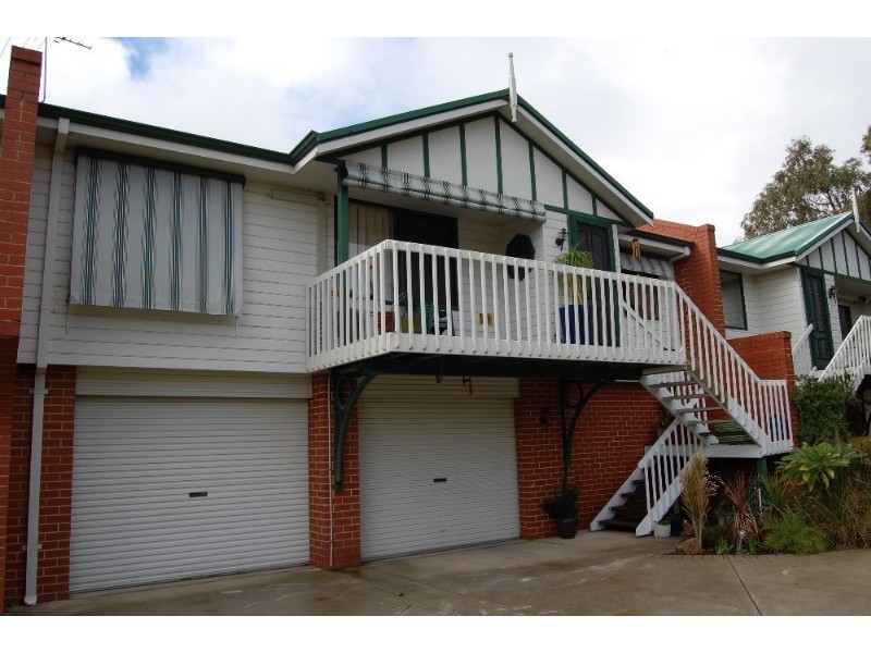 2/30 Montreal Road, Woodbridge WA 6056