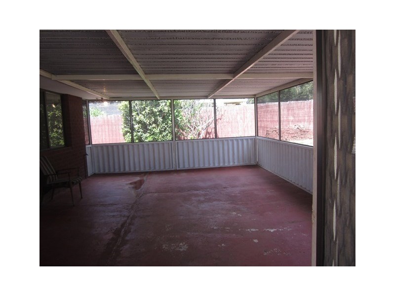 182 Clayton Street, Bellevue WA 6056