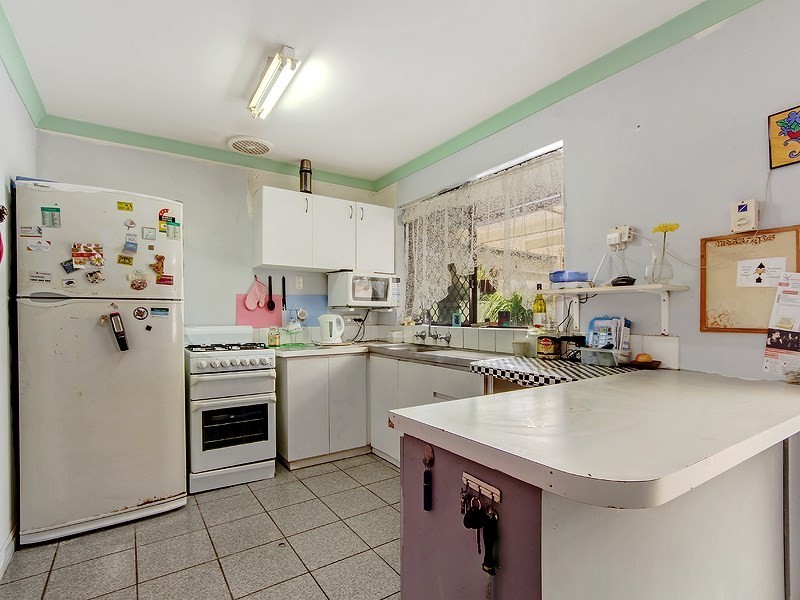 9 Helston Court, Midland WA 6056