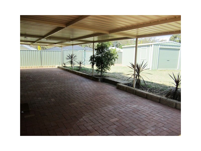 8 Laurina Way, Jane Brook WA 6056