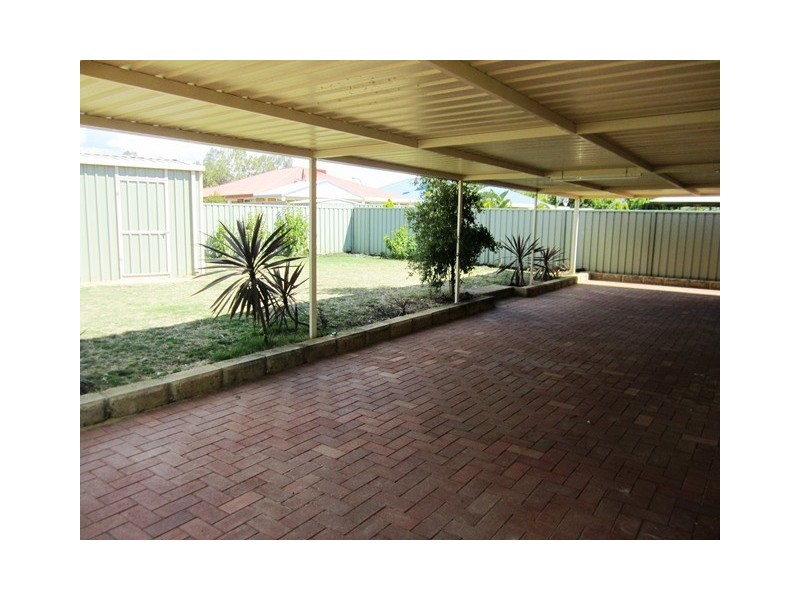 8 Laurina Way, Jane Brook WA 6056