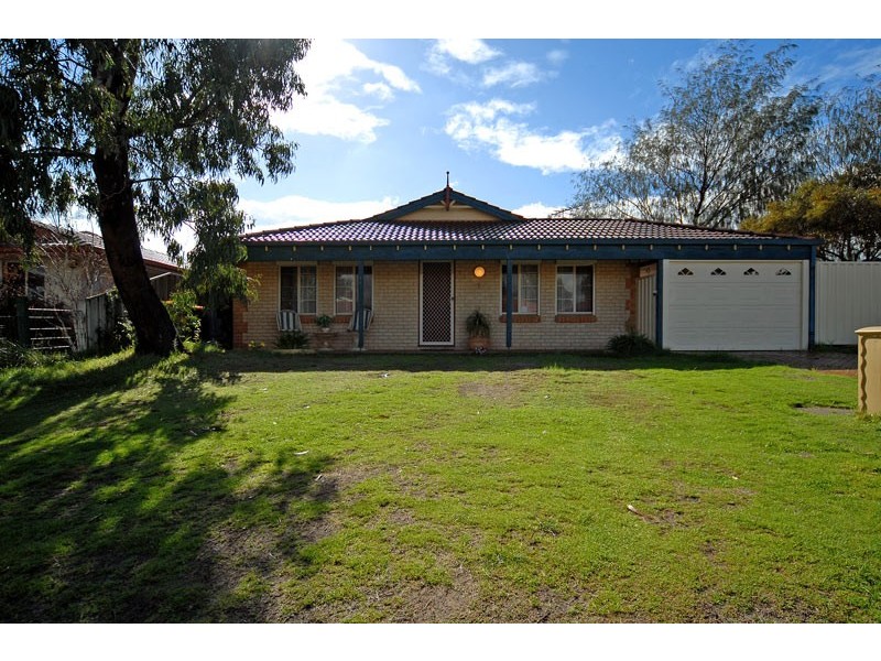7 Trusty Grove, Stratton WA 6056